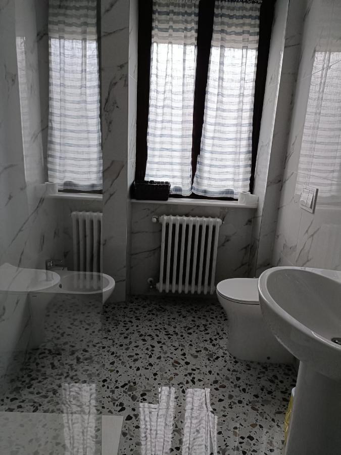 L'Affaccio Sulla Piazza Appartement Avezzano Buitenkant foto