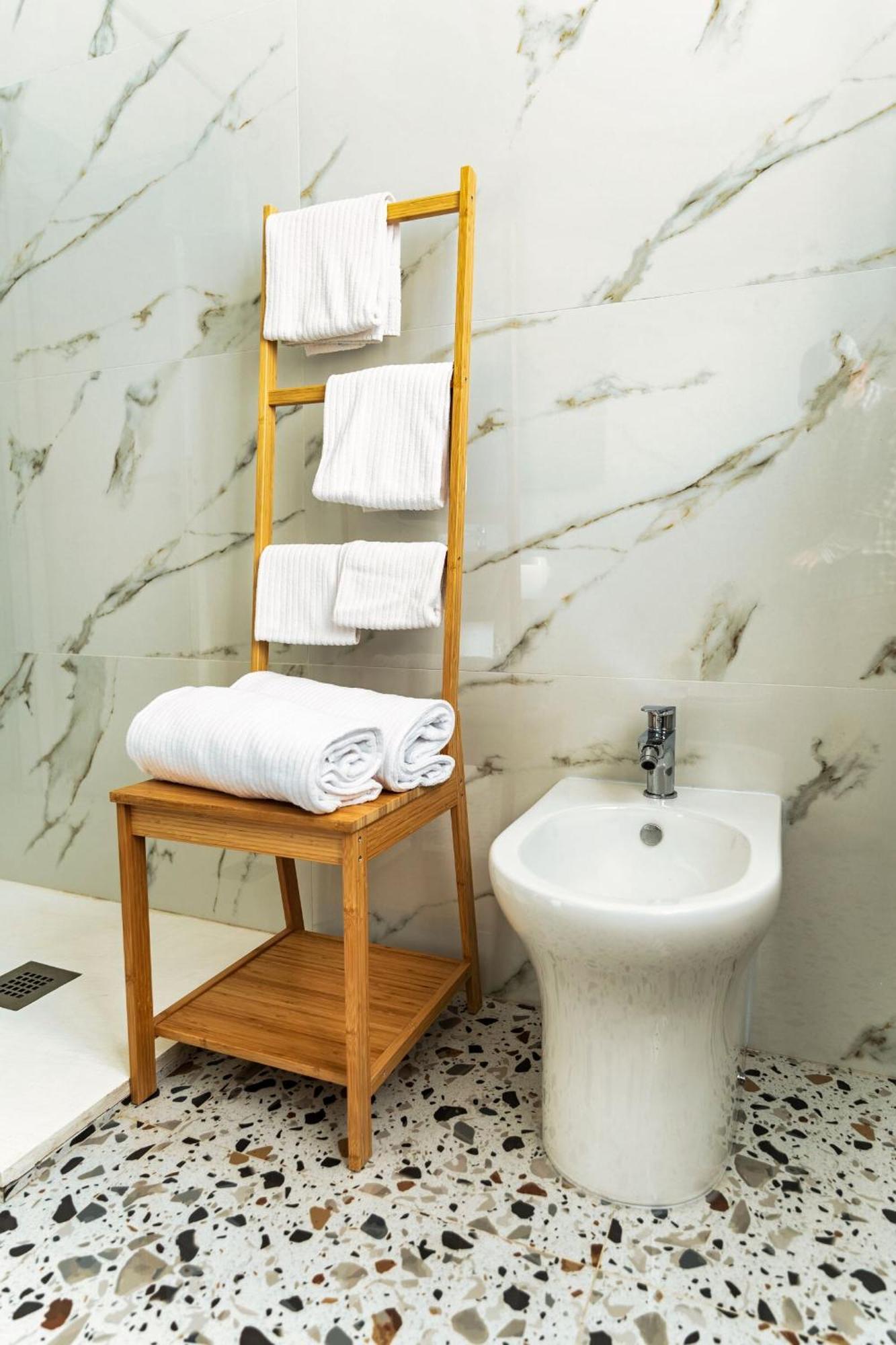 L'Affaccio Sulla Piazza Appartement Avezzano Buitenkant foto